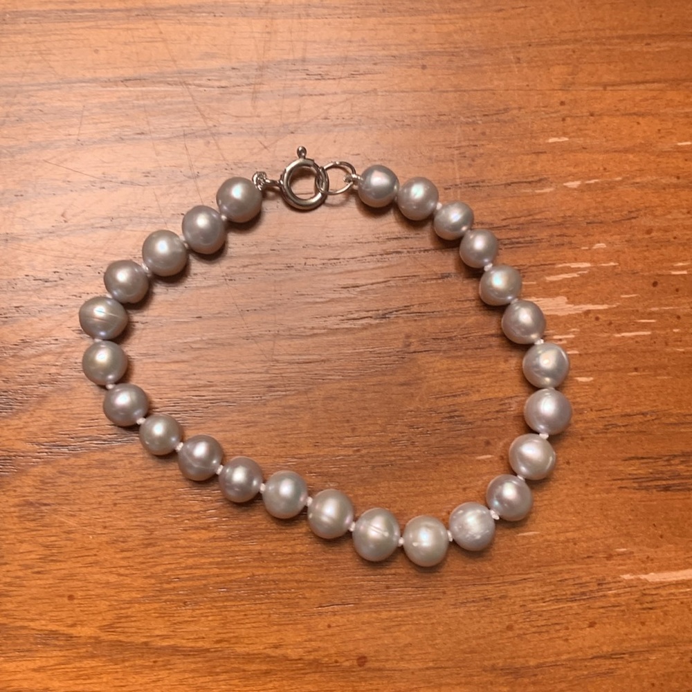 Natural 8 mm Gray Pearl 7" Bracelet Sterling Silver 925 hand knotted - Picture 4 of 7